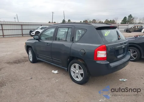 2008 Jeep Compass Sport from USA, damaged, VIN 1J8FT47W48D691789
